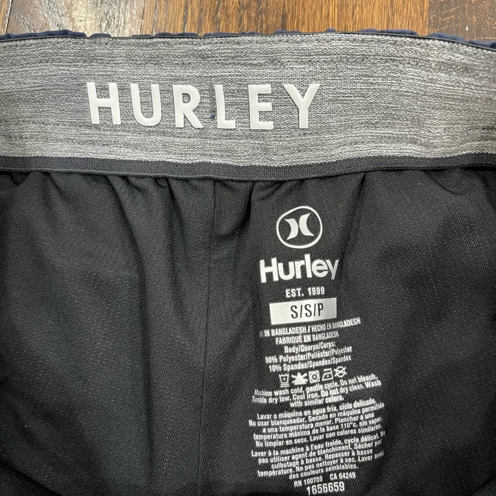 Hurley Men's Navy and Blue Board Shorts size S